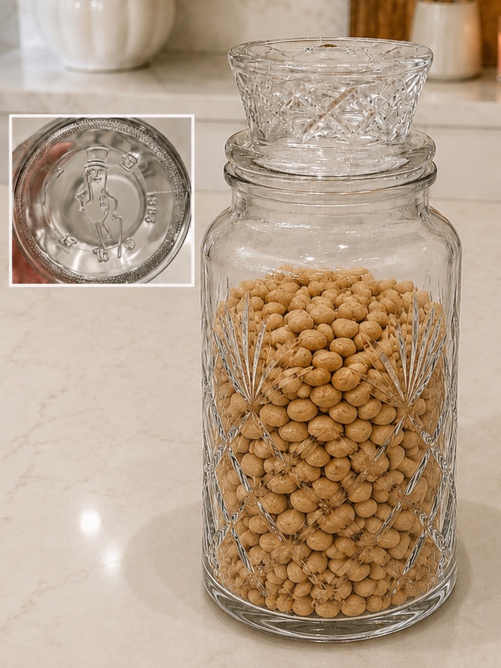 1983 Planter’s Peanuts Mr. Peanut Collectible Glass Canister Lidded Storage Jar